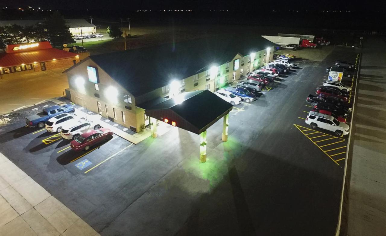 Quality Inn Russell Bagian luar foto